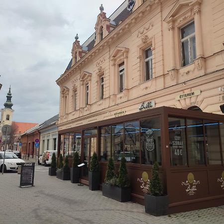 Bella Penzion Komárno Eksteriør bilde